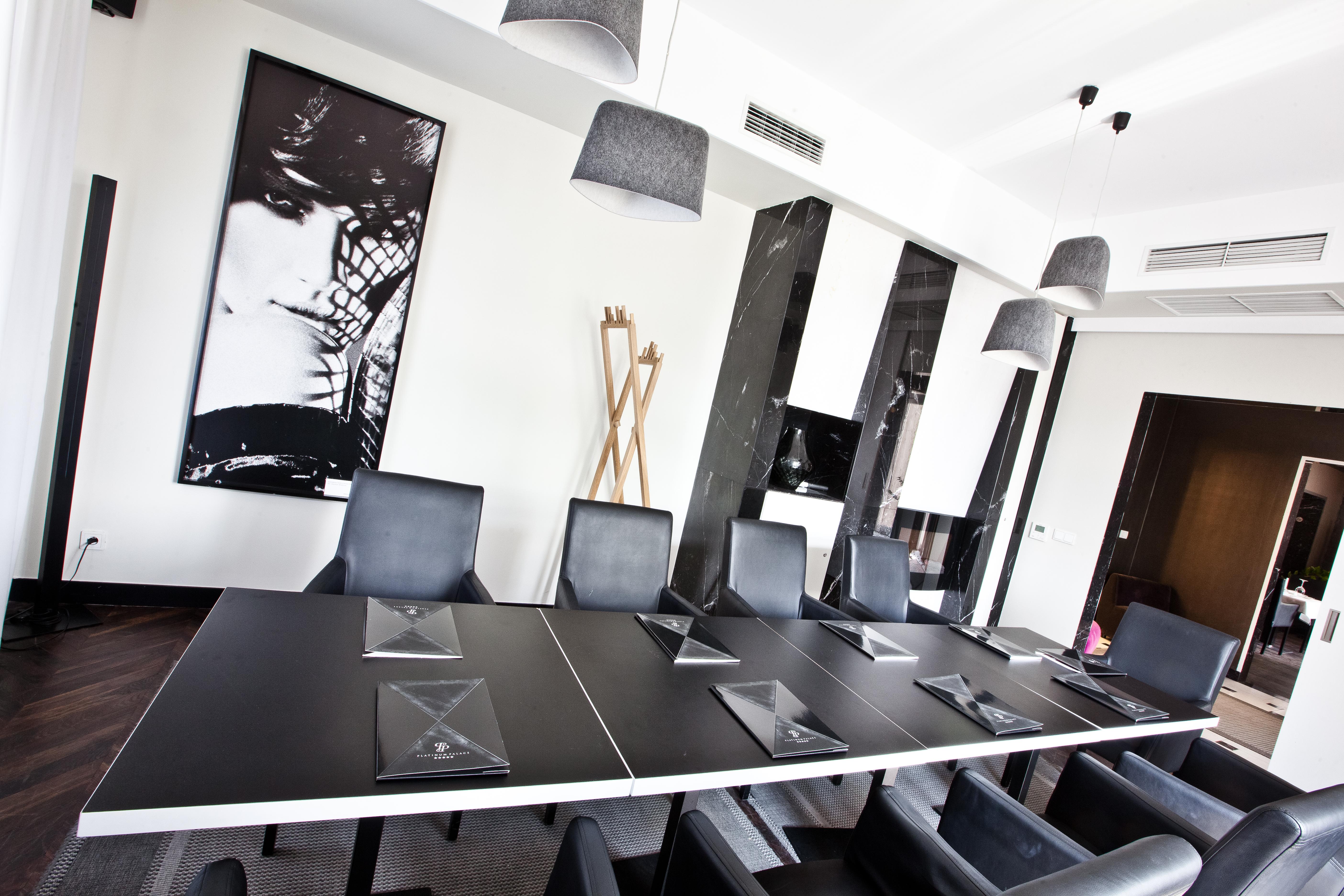 Platinum Residence Boutique Poznan Bagian luar foto