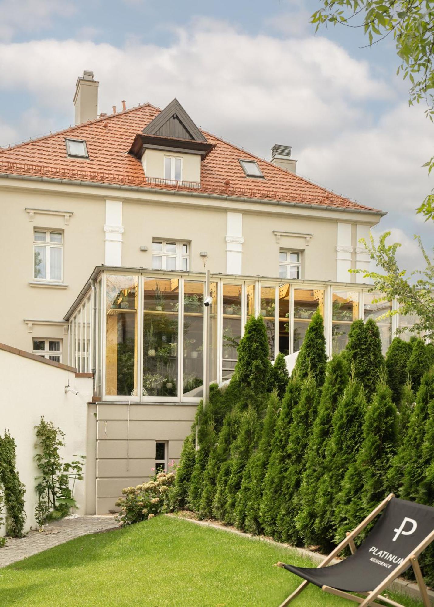 Platinum Residence Boutique Poznan Bagian luar foto