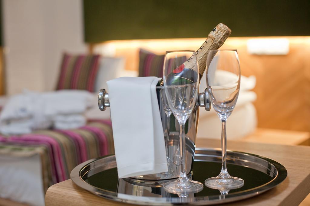 Platinum Residence Boutique Poznan Bagian luar foto